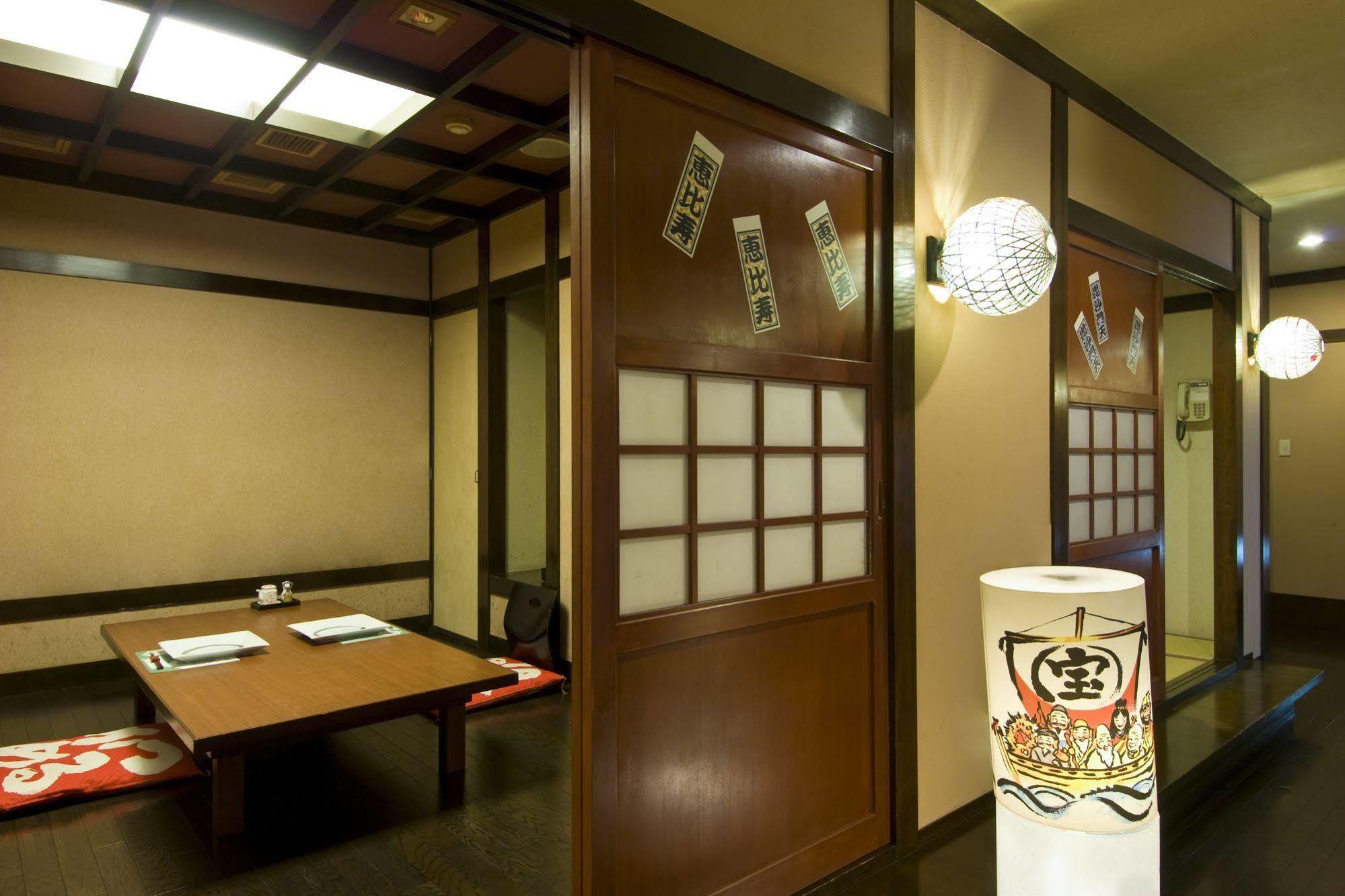 Hotel Koduchi No Yado Tsurukamedaikichi Nikko Exterior foto